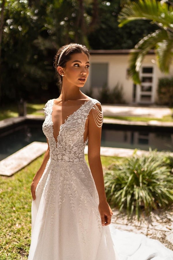 Robe de bal princesse : quels accessoires ajouter pour un look étincelant ?